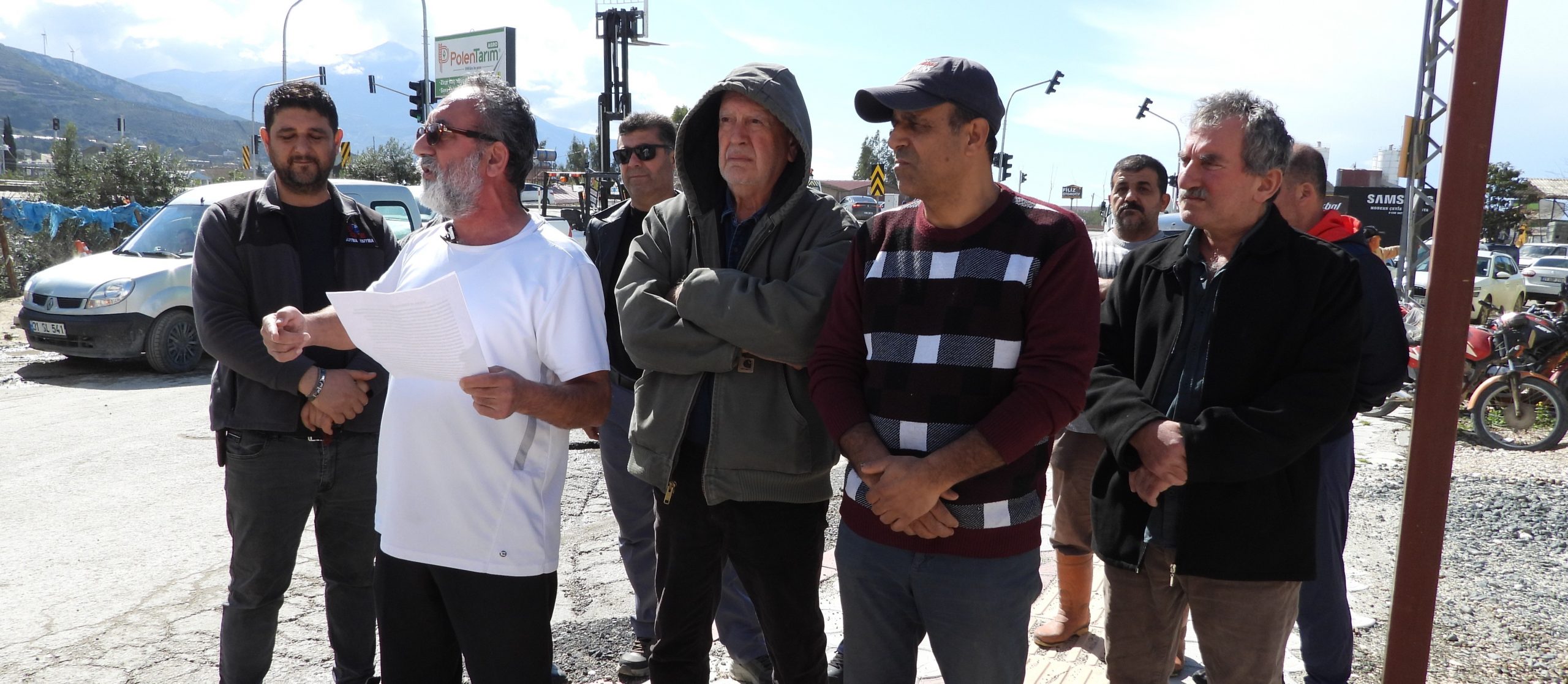 ORUÇ’TAN, SAMANDAĞ’DA “ZİNCİRLEME HUKUKSUZLUK” İDDİASI