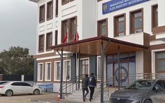 SAMANDAĞ’DA ARANAN ŞAHISLARA EMNİYET KISKACI: 2 TUTUKLAMA